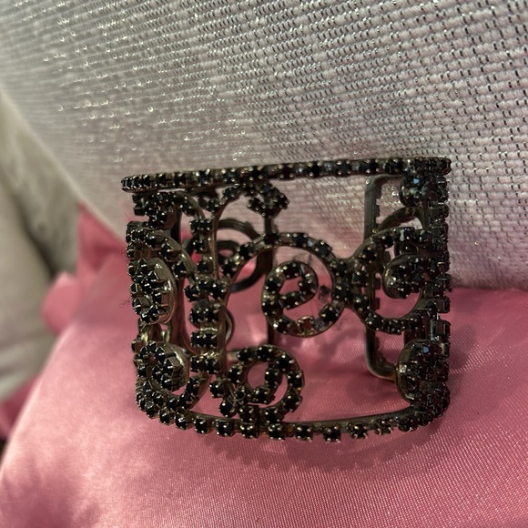 Vintage Jet Black Crystal Cuff Bracelet with Swirl Design - Picture 7 of 13